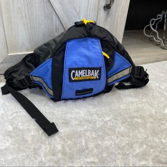 CamelBak Flashflo Waist Fanny Pack Belt Bag Unisex Ladies Men's - Picture 4 of 10